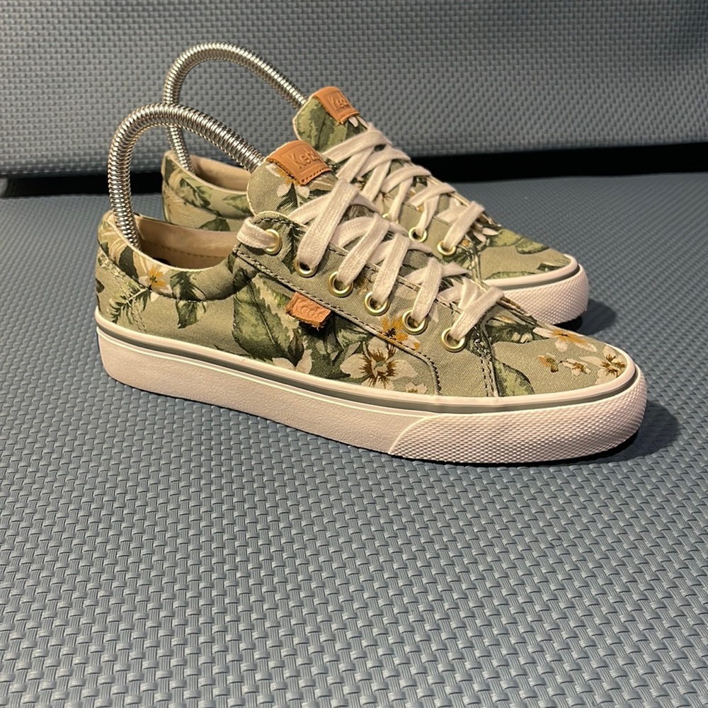Keds Jump Kick Tropical Women’s Sneakers size 6
